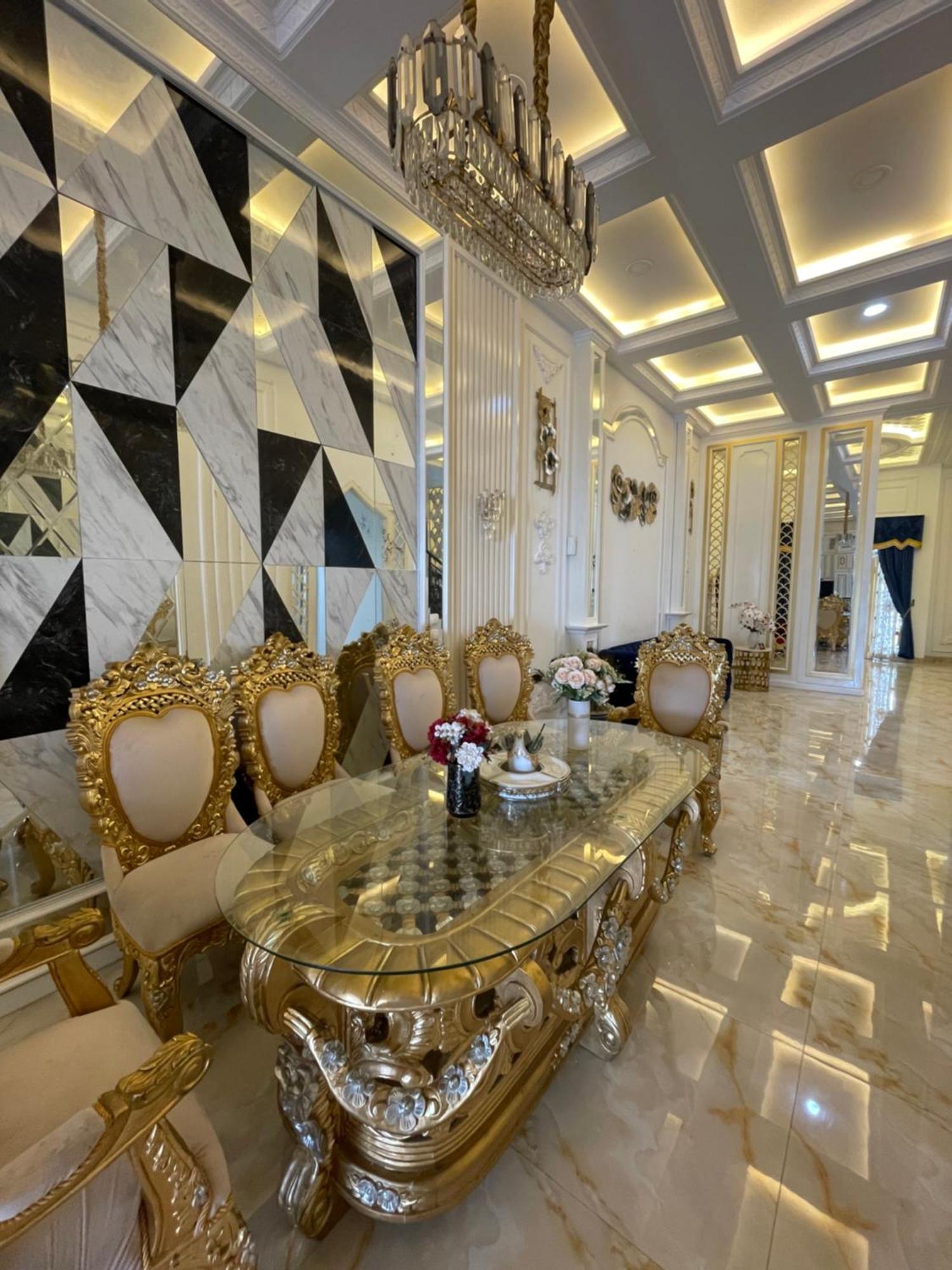 Villa Rumah Putih Jogja ジョグジャカルタ エクステリア 写真